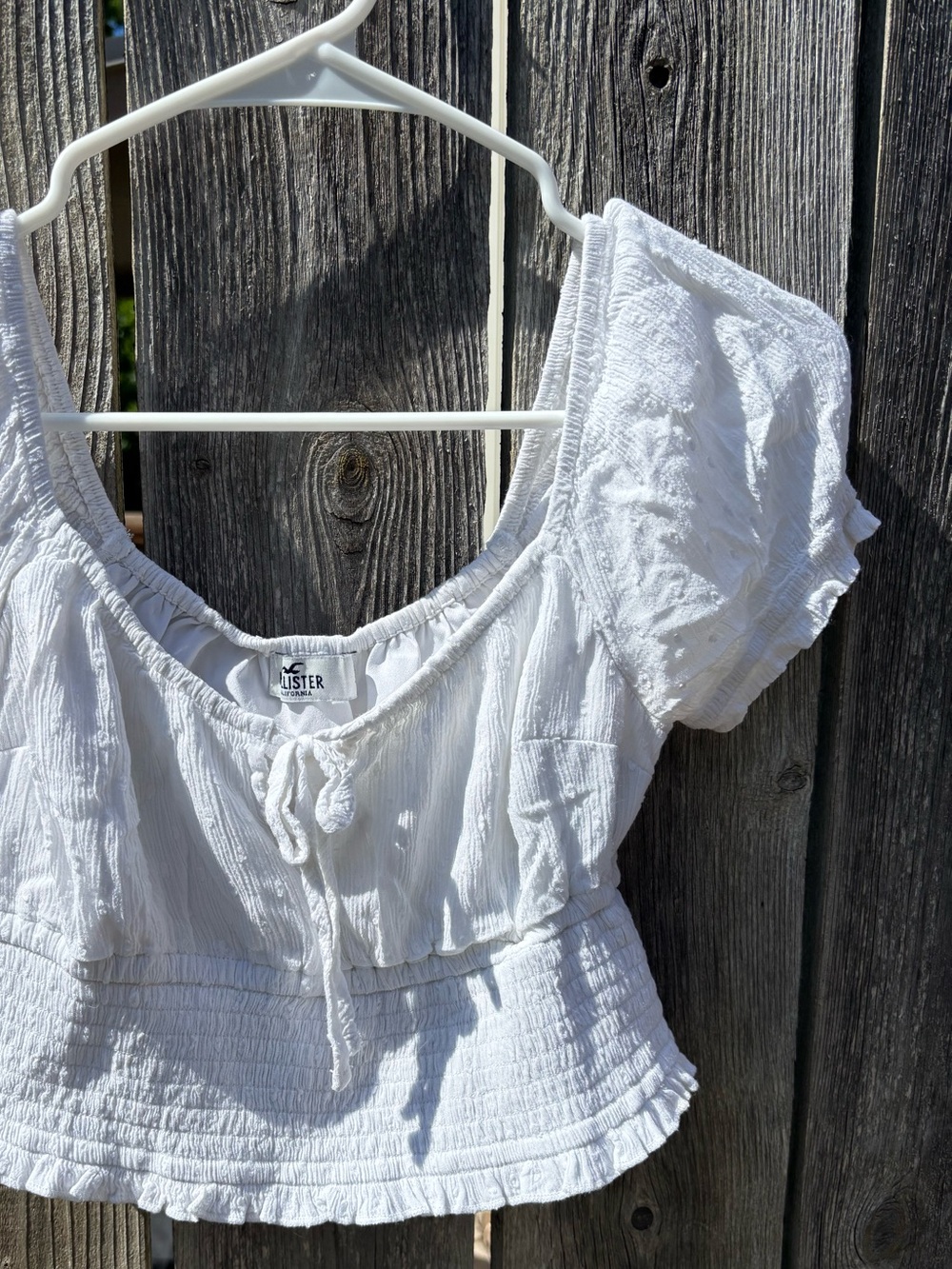 Hollister White Peasant Crop Top with Tie Front - Picture 2 of 5
